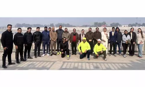 Tawi River Front पर स्टूडेंट वेलनेस के लिए वॉकथॉन का आयोजन किया गया