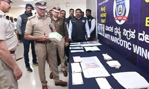 Karnataka : नए साल के जश्न से पहले बेंगलुरु में 2.50 करोड़ के ड्रग्स और कैश ज़ब्त
