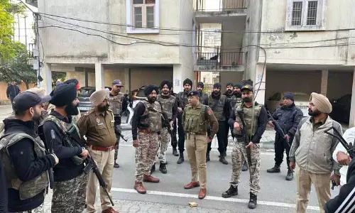 Amritsar: साल का अंत, बाढ़, गैंगस्टरवाद और अजीबोगरीब हरकतों के बारे में Amritsar: साल का अंत, बाढ़, गैंगस्टरवाद और अजीबोगरीब हरकतों के बारे में