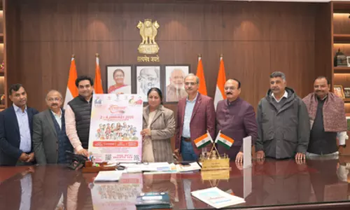 Rekha गुप्ता ने आयोजक टीम के साथ दिल्ली शब्दोत्सव के विवरण पर चर्चा की