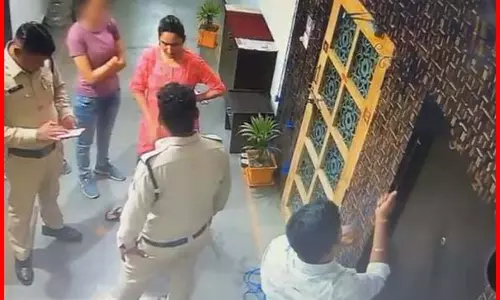 1092 दिन बाद CCTV देखकर FIR दर्ज, फिर 11 दिन में ही पेश की खारिजी रिपोर्ट! 1092 दिन बाद CCTV देखकर FIR दर्ज, फिर 11 दिन में ही पेश की खारिजी रिपोर्ट!