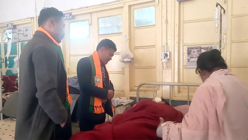 Nagaland भाजपा एसटीमोर्चा ने मरीज से मुलाकात की
