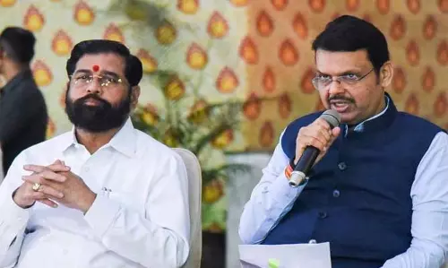शिंदे सेना ने Press Conference कैंसिल की, अमरावती नगर निगम चुनाव के लिए गठबंधन पर कन्फ्यूजन शिंदे सेना ने Press Conference कैंसिल की, अमरावती नगर निगम चुनाव के लिए गठबंधन पर कन्फ्यूजन