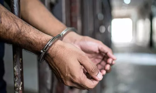 बेंगलुरु हवाई अड्डे पर 17 किलो से ज्यादा मादक पदार्थ जब्त, तीन गिरफ्तार