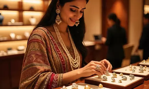 खरमास में सोना-चांदी खरीदना शुभ या अशुभ? जानें ज्योतिषीय मान्यता खरमास में सोना-चांदी खरीदना शुभ या अशुभ? जानें ज्योतिषीय मान्यता