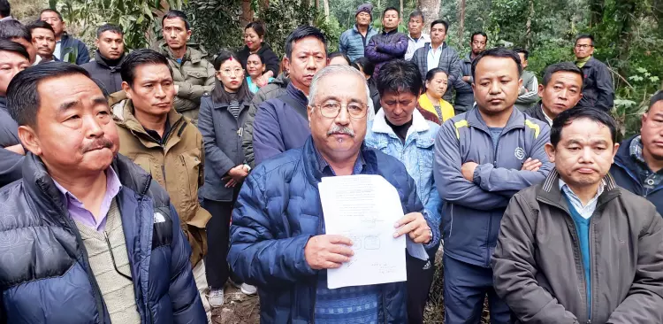 Sikkim: चूबा के निवासियों ने ज़मीन के दावेदार से कब्रिस्तान की सुरक्षा की मांग Sikkim: चूबा के निवासियों ने ज़मीन के दावेदार से कब्रिस्तान की सुरक्षा की मांग