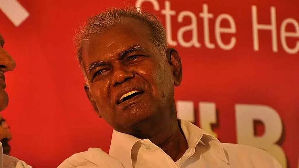 Tamil Nadu : नल्लक्कन्नू अस्पताल में भर्ती Tamil Nadu : नल्लक्कन्नू अस्पताल में भर्ती
