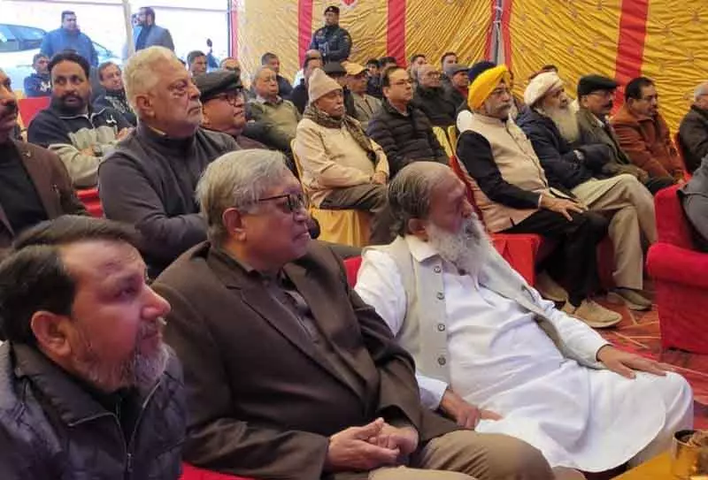Haryana विज ने सोलर एनर्जी की वकालत की, एंटीबायोटिक के ज़्यादा इस्तेमाल पर सवाल उठाए Haryana विज ने सोलर एनर्जी की वकालत की, एंटीबायोटिक के ज़्यादा इस्तेमाल पर सवाल उठाए