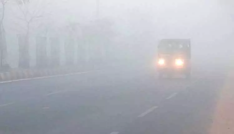 Odisha में कड़ाके की ठंड, जी. उदयगिरी में 3.6°C तापमान Odisha में कड़ाके की ठंड, जी. उदयगिरी में 3.6°C तापमान