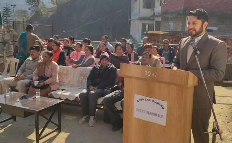 नशा मुक्त समाज के सपने को पूरा करने के लिए मिलकर कोशिशें ज़रूरी: Mandi DC नशा मुक्त समाज के सपने को पूरा करने के लिए मिलकर कोशिशें ज़रूरी: Mandi DC