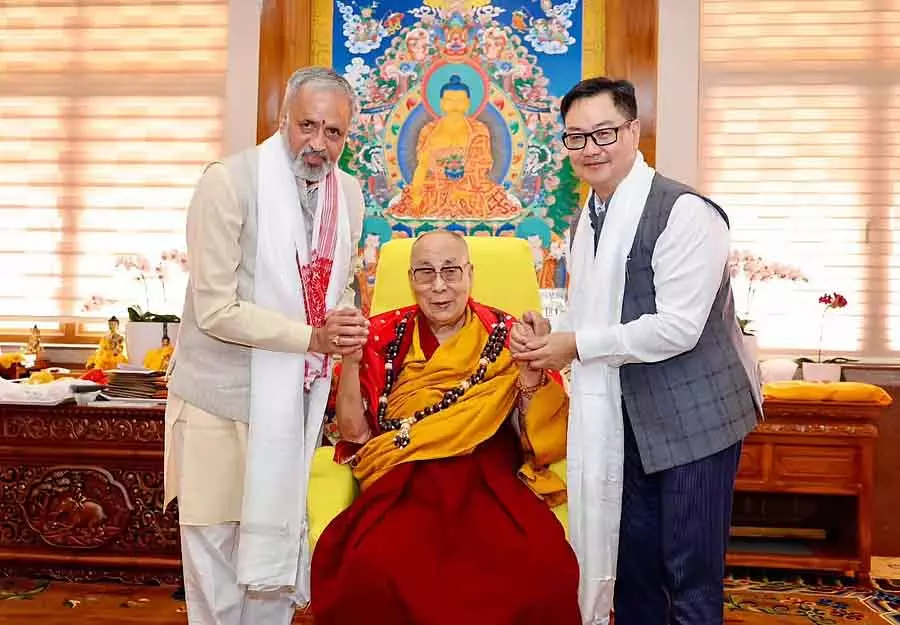 दलाई लामा के संदेश को आगे बढ़ाएं: Minister Kiren Rijiju दलाई लामा के संदेश को आगे बढ़ाएं: Minister Kiren Rijiju