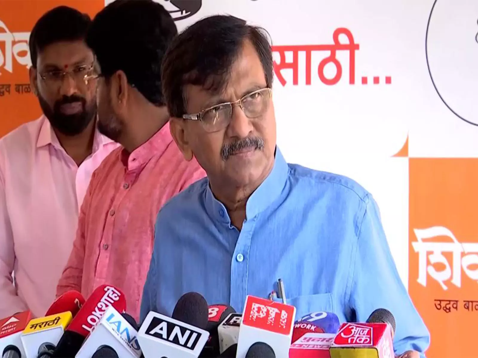 पिंपरी-चिंचवड चुनावों में NCP गठबंधन पर संजय राउत का हमला, अजीत पवार से जवाब की मांग पिंपरी-चिंचवड चुनावों में NCP गठबंधन पर संजय राउत का हमला, अजीत पवार से जवाब की मांग