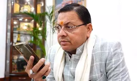 त्रिपुरा के छात्र की मौत पर सीएम धामी ने परिजनों से की बात, न्याय का दिलाया भरोसा त्रिपुरा के छात्र की मौत पर सीएम धामी ने परिजनों से की बात, न्याय का दिलाया भरोसा