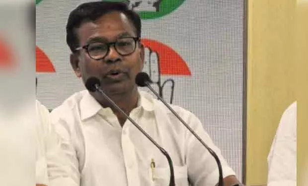 जीवन के सभी क्षेत्रों से महात्मा गांधी की विरासत को मिटाने की साजिश: Odisha Congress जीवन के सभी क्षेत्रों से महात्मा गांधी की विरासत को मिटाने की साजिश: Odisha Congress
