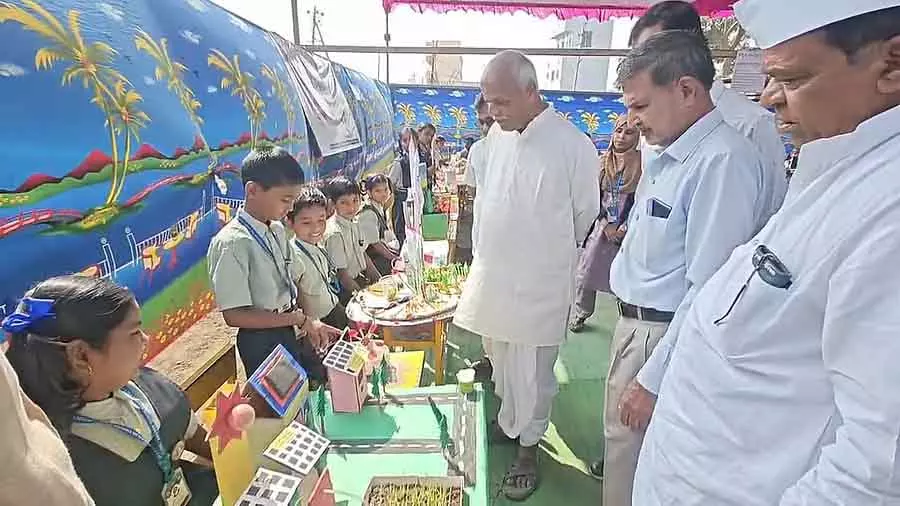 विज्ञान और गणित एक सिक्के के दो पहलू हैं: S.B. Patangi विज्ञान और गणित एक सिक्के के दो पहलू हैं: S.B. Patangi