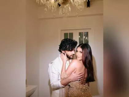 स्टेज पर आने पर ट्रोलिंग, Veer पहारिया ने ट्रोलर्स को कहा जोकर स्टेज पर आने पर ट्रोलिंग, Veer पहारिया ने ट्रोलर्स को कहा जोकर