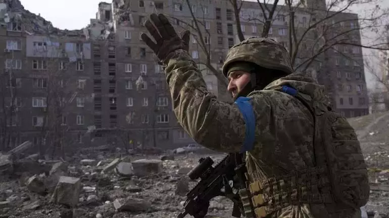 Ukrainian पुरुष फ्रंट लाइन से बचने के लिए मौत का जोखिम क्यों उठा रहे Ukrainian पुरुष फ्रंट लाइन से बचने के लिए मौत का जोखिम क्यों उठा रहे