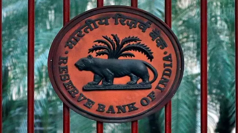 RBI: नॉन-बैंक लेंडर्स कमर्शियल फंडिंग में बैंकों से मुकाबला करेंगे RBI: नॉन-बैंक लेंडर्स कमर्शियल फंडिंग में बैंकों से मुकाबला करेंगे