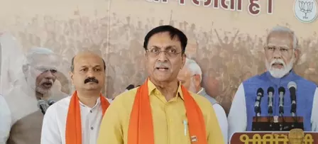 गुजरात भाजपा संगठन की नई इकाई की अहम बैठक, पदाधिकारियों को सौंपी गई जिम्मेदारियां गुजरात भाजपा संगठन की नई इकाई की अहम बैठक, पदाधिकारियों को सौंपी गई जिम्मेदारियां