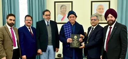 J&K पब्लिक सर्विस कमीशन ने एल-जी मनोज सिन्हा को सालाना रिपोर्ट सौंपी J&K पब्लिक सर्विस कमीशन ने एल-जी मनोज सिन्हा को सालाना रिपोर्ट सौंपी