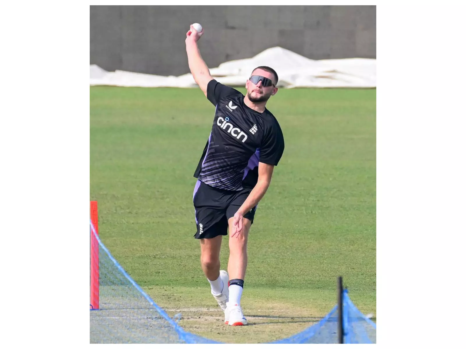 England के तेज गेंदबाज गस एटकिंसन चोट के कारण सिडनी एशेज टेस्ट से हुए बाहर England के तेज गेंदबाज गस एटकिंसन चोट के कारण सिडनी एशेज टेस्ट से हुए बाहर