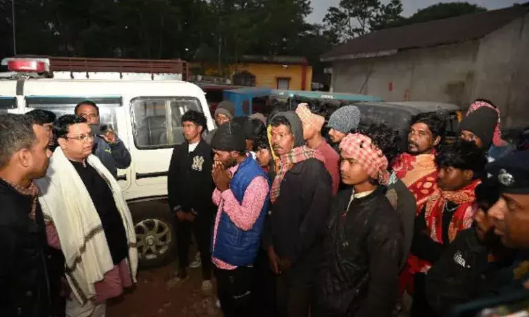 Tripura: अरुणाचल से नाबालिगों समेत 45 युवाओं को बचाया, त्रिपुरा वापस लाया गया Tripura: अरुणाचल से नाबालिगों समेत 45 युवाओं को बचाया, त्रिपुरा वापस लाया गया