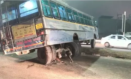 Jalandhar: PRTC बस हादसाग्रस्त,सवारियां हुई घायल