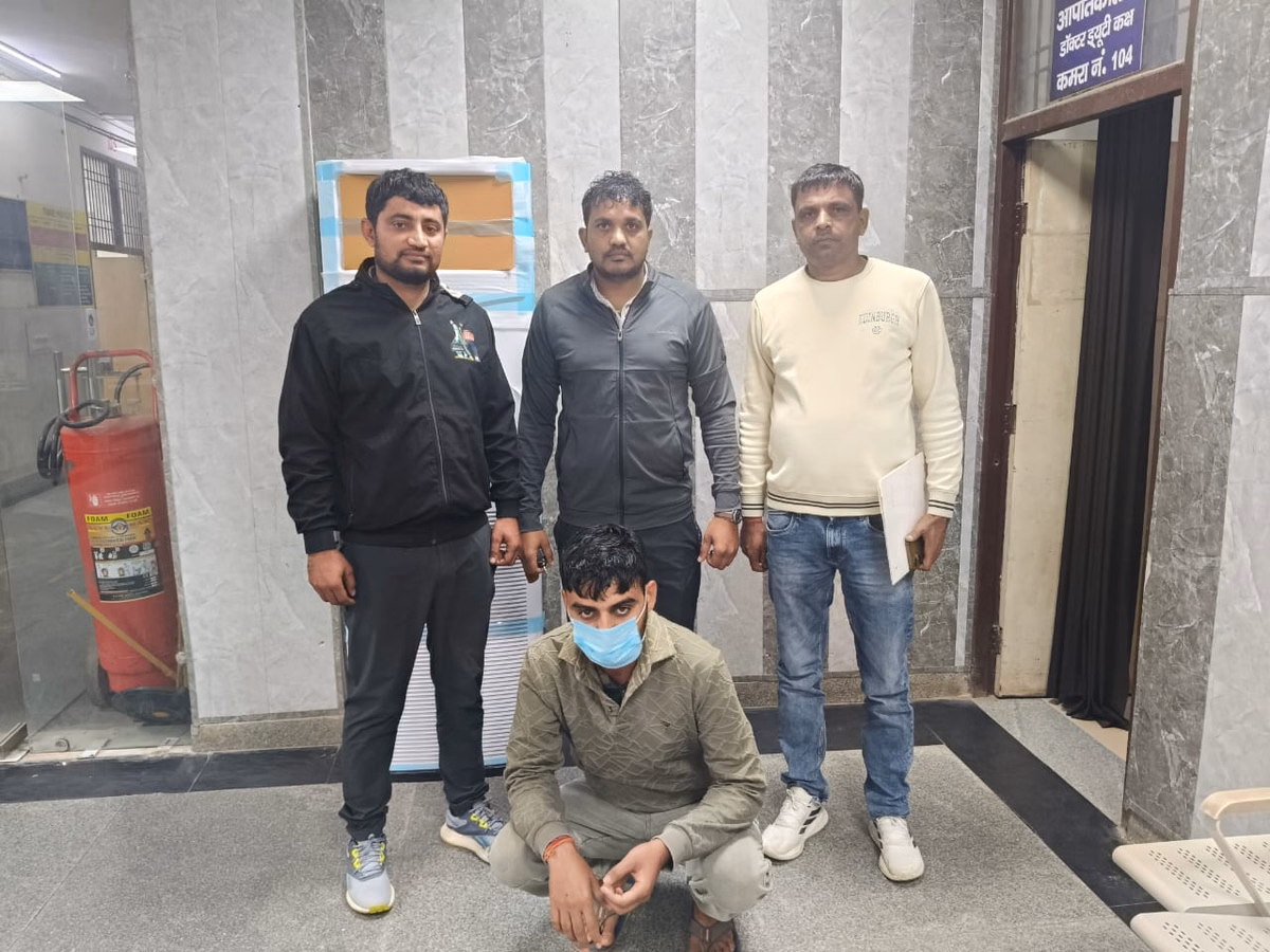 Charkhi Dadri: पुलिस कार्रवाई में तीन पिस्तौल, 24 कारतूस बरामद