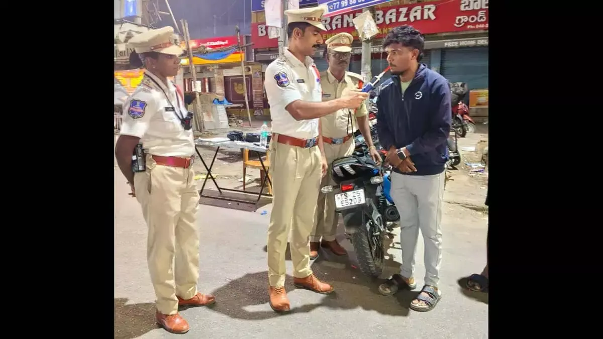 Hyderabad: शराब पीकर गाड़ी चलाने पर सिटी पुलिस ने 17 गाड़ियां कीं ज़ब्त