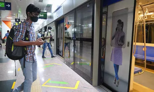 Koyambedu- एयरपोर्ट डायरेक्ट मेट्रो सर्विस कुछ समय के लिए रोक दी गई Koyambedu- एयरपोर्ट डायरेक्ट मेट्रो सर्विस कुछ समय के लिए रोक दी गई