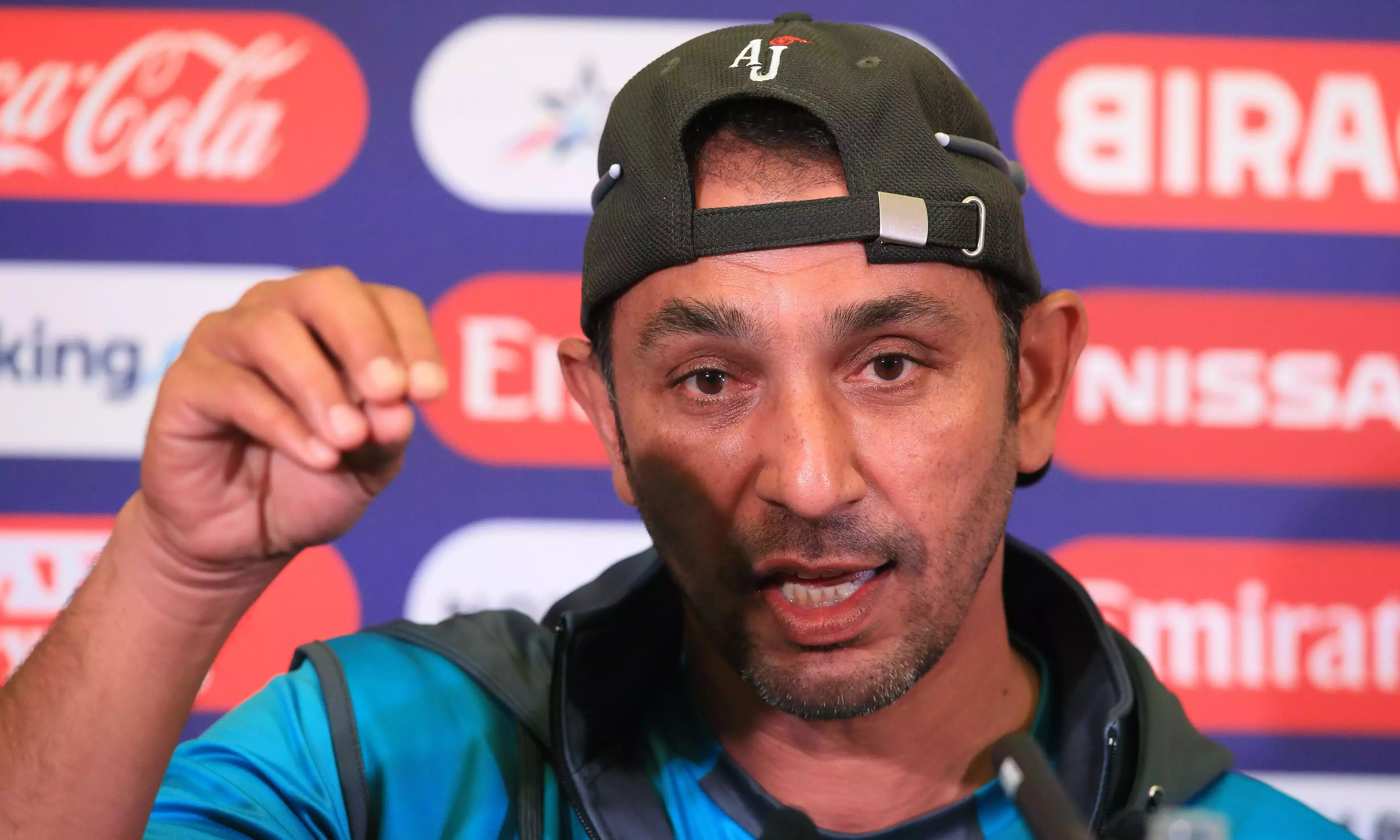 PCB ने पाकिस्तान टेस्ट हेड कोच अजहर महमूद से नाता तोड़ा