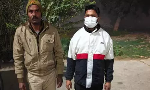 पत्नी पर चाकू से हमला करने वाला पति गिरफ्तार, वारदात में इस्तेमाल चाकू बरामद पत्नी पर चाकू से हमला करने वाला पति गिरफ्तार, वारदात में इस्तेमाल चाकू बरामद