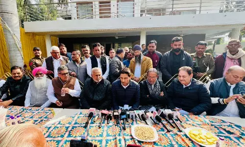 Haryana के युवाओं को नुकसान हो रहा है, क्योंकि बाहरी लोग राज्य की नौकरियों में भर रहे