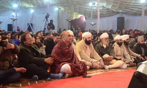 Harivallabh उत्सव के लिए राज्य और केंद्र ने मदद की Harivallabh उत्सव के लिए राज्य और केंद्र ने मदद की