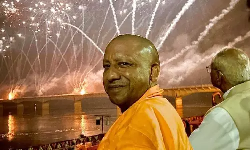 Lucknow: मुख्यमंत्री योगी ने नए साल के अवसर पर प्रदेशवासियों को संदेश भेजा Lucknow: मुख्यमंत्री योगी ने नए साल के अवसर पर प्रदेशवासियों को संदेश भेजा