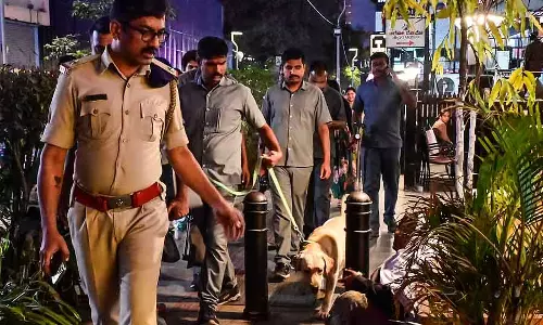 Bengaluru में नए साल की शाम का कार्यक्रम: फ्लाईओवर बंद, ट्रैफिक डायवर्जन Bengaluru में नए साल की शाम का कार्यक्रम: फ्लाईओवर बंद, ट्रैफिक डायवर्जन