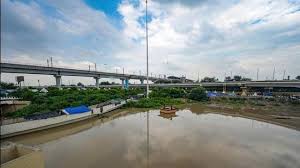 East Delhi में जाम कम करने के लिए गाजीपुर नाले के साथ 4km का एलिवेटेड कॉरिडोर बन रहा