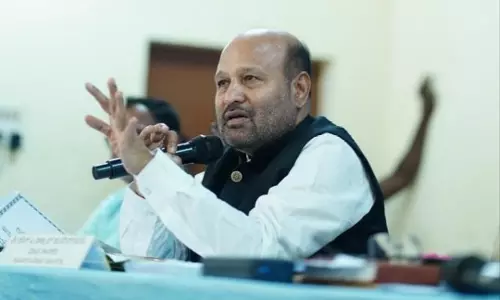 Karnataka कांग्रेस में अंदरूनी खींचतान फिर सामने, CM पद को लेकर नया दावा Karnataka कांग्रेस में अंदरूनी खींचतान फिर सामने, CM पद को लेकर नया दावा
