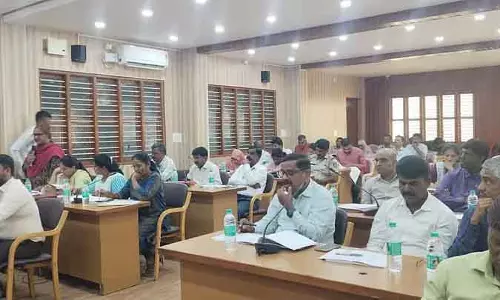 KDP meeting : MLA ने अलग-अलग डिपार्टमेंट के अधिकारियों को डांटा
