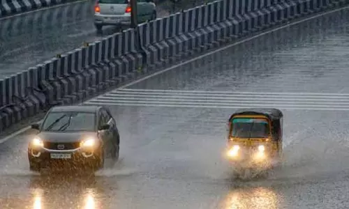 IMD ने TN के पश्चिमी घाट में बारिश का अनुमान लगाया, कुछ हिस्सों में कोहरा छाए रहने की संभावना IMD ने TN के पश्चिमी घाट में बारिश का अनुमान लगाया, कुछ हिस्सों में कोहरा छाए रहने की संभावना