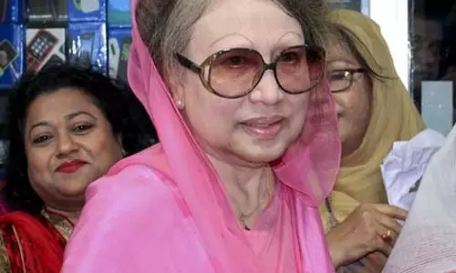 खालिदा जिया का निधन बांग्लादेश के लिए गहरा नुकसान: शेख हसीना खालिदा जिया का निधन बांग्लादेश के लिए गहरा नुकसान: शेख हसीना