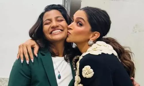 Deepika Padukone ने क्यूट फोटो मोमेंट में स्नेह राणा के अंदर के बच्चे को बाहर निकाला Deepika Padukone ने क्यूट फोटो मोमेंट में स्नेह राणा के अंदर के बच्चे को बाहर निकाला