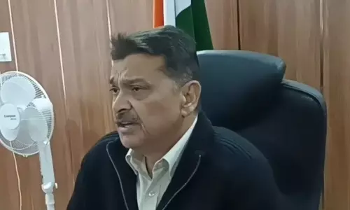 Chandigarh: प्रशासन में नए DG के नाम पर तेजी से विचार-विमर्श Chandigarh: प्रशासन में नए DG के नाम पर तेजी से विचार-विमर्श