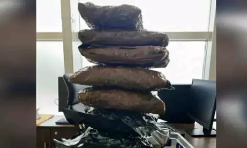 Bhubaneswar: 4 करोड़ रुपये की मारिजुआना ज़ब्त, नए साल की सप्लाई संदिग्ध