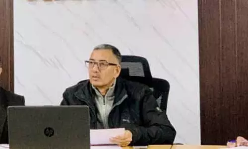 DC Kathua ने जिला कैपेक्स बजट, सीडीएस के तहत कार्यों की प्रगति की समीक्षा की