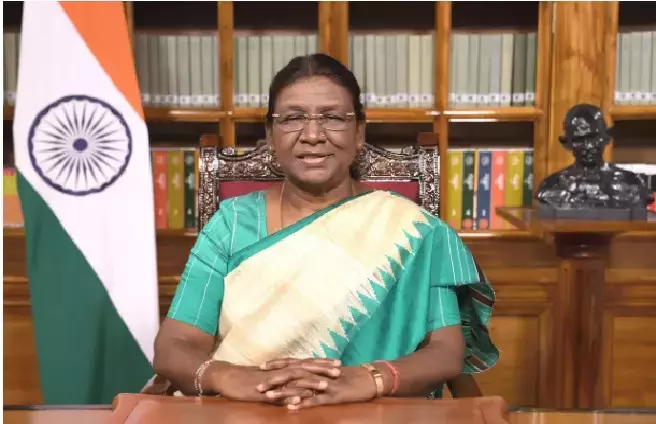 स्टालिन सरकार को झटका, मुर्मू ने Tamil Nadu यूनिवर्सिटी संशोधन बिल लौटाया स्टालिन सरकार को झटका, मुर्मू ने Tamil Nadu यूनिवर्सिटी संशोधन बिल लौटाया
