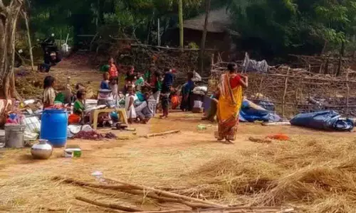 Odisha प्रशासन ने नीलागिरी में अवैध कब्ज़ा करने वालों को हटाया