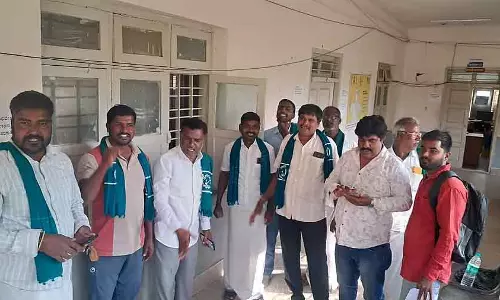 Gundlupet : रेवेन्यू रिकॉर्ड के सही बंटवारे की मांग Gundlupet : रेवेन्यू रिकॉर्ड के सही बंटवारे की मांग