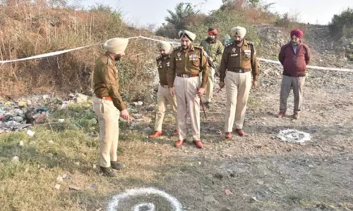 Punjab पुलिस ने आतंकवाद और ड्रग्स के खिलाफ कार्रवाई तेज कर दी है Punjab पुलिस ने आतंकवाद और ड्रग्स के खिलाफ कार्रवाई तेज कर दी है