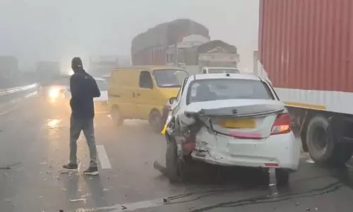 Bahalgarh में कोहरे के कारण हादसा
